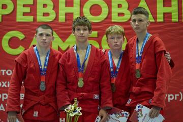 Обучающийся отделения самбо, Мосеев Степан, стал серебряным призером Всероссийских соревнований