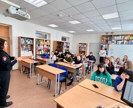 OXR--qUEZY9xs95X8QCjbNcMs1v18W9vfMigZlrtkXP5Z00a65p8VUIMblzKveT-sWZRfsyClre7 (1).jpg