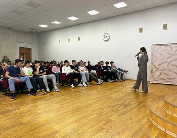 В Училище прошла лекция на актуальную тему – употребление энергетических напитков.