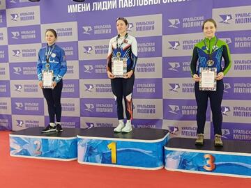 Диана Нечаева — бронзовый призер первенства России по конькобежному спорту!