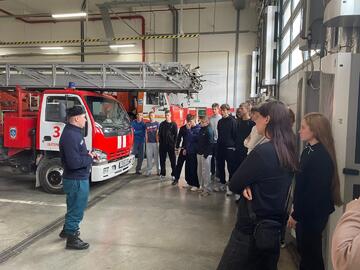 Экскурсия спортсменов в Главное управление МЧС России по Свердловской области