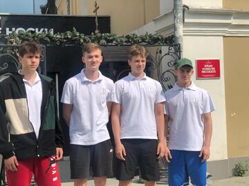 Волонтерский отряд училища олимпийского резерва №1 принял участие в сборе и отправке гуманитарной помощи для солдат на СВО