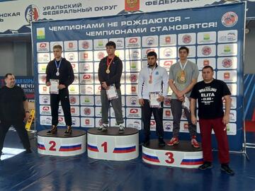 Пять медалей УОР №1 на первенстве УрФО по греко-римской борьбе